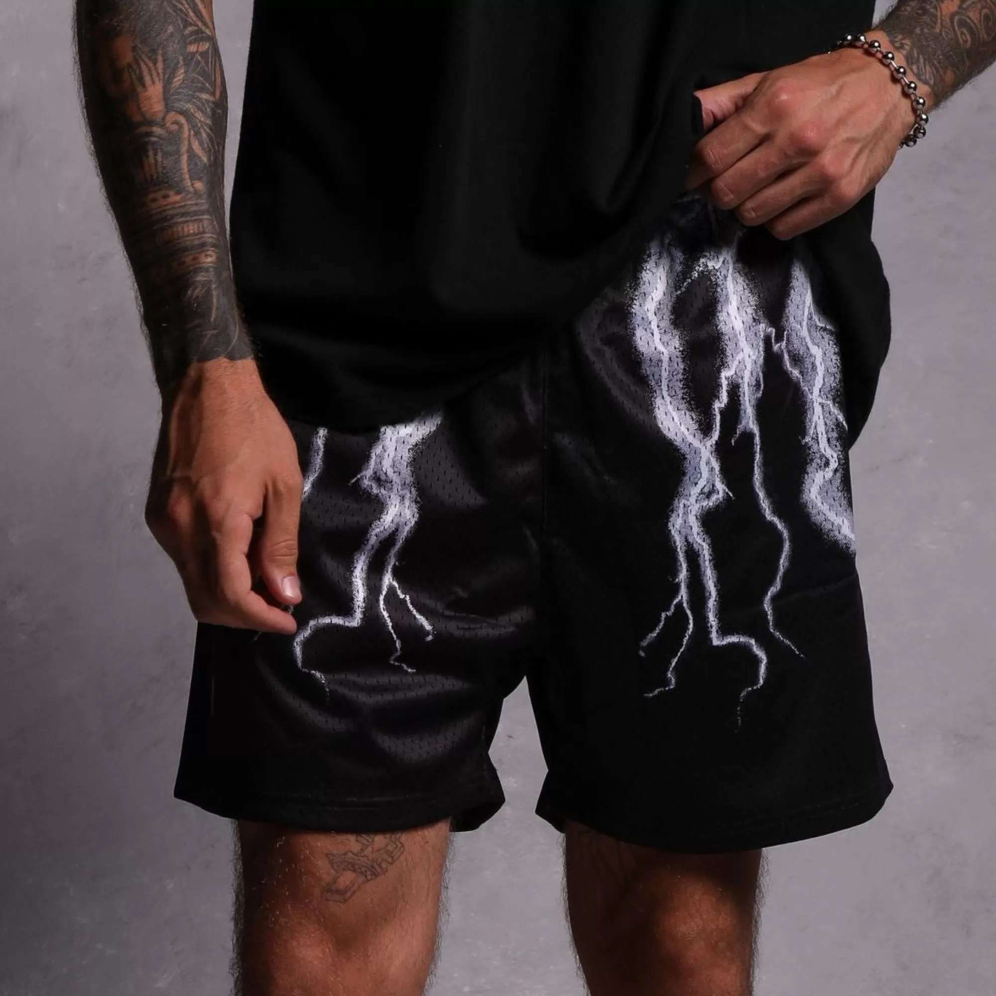 Online Above Us Patch Liam 5" Mesh Shorts In Black Men Shorts