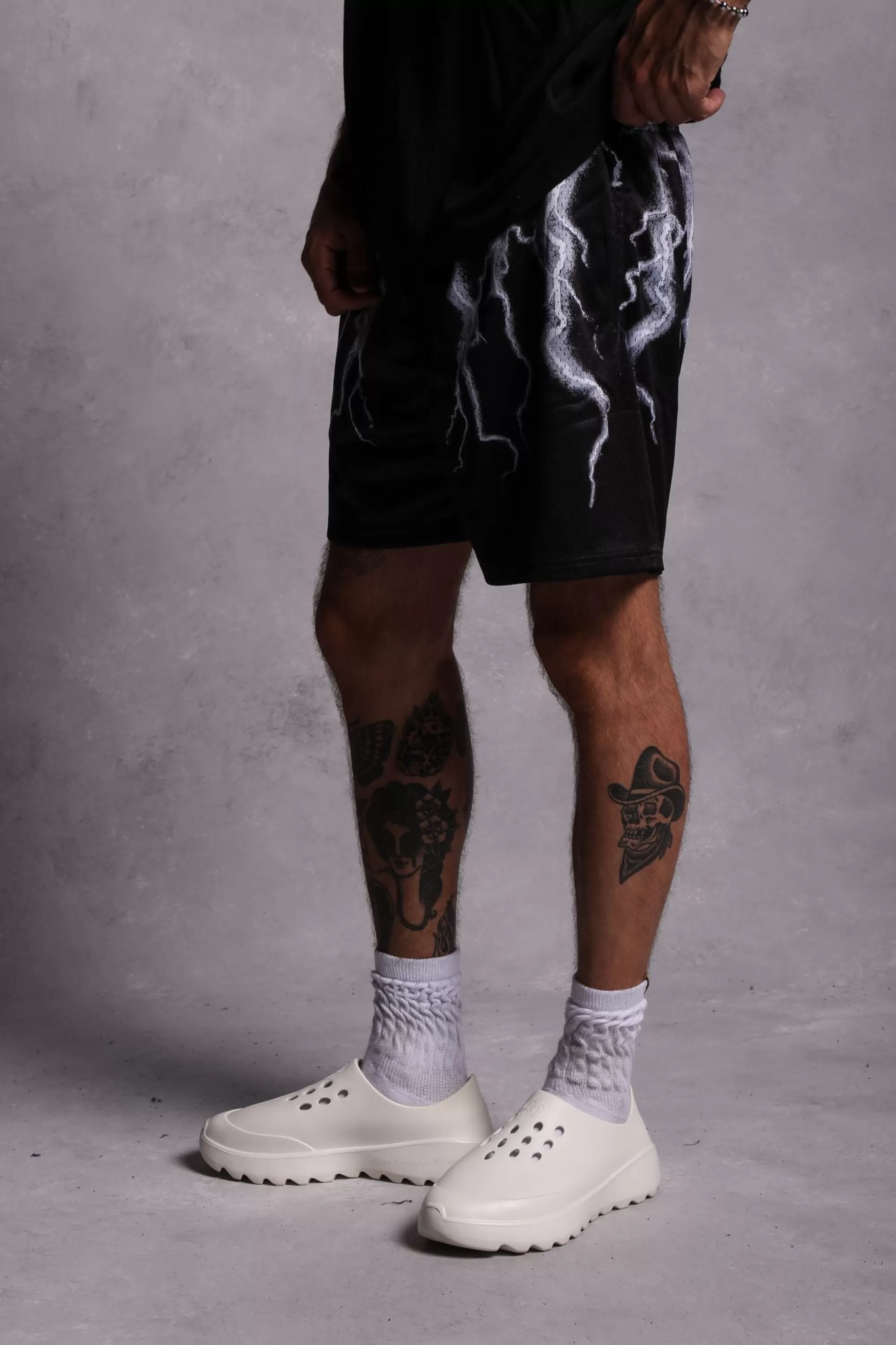 Online Above Us Patch Liam 5" Mesh Shorts In Black Men Shorts
