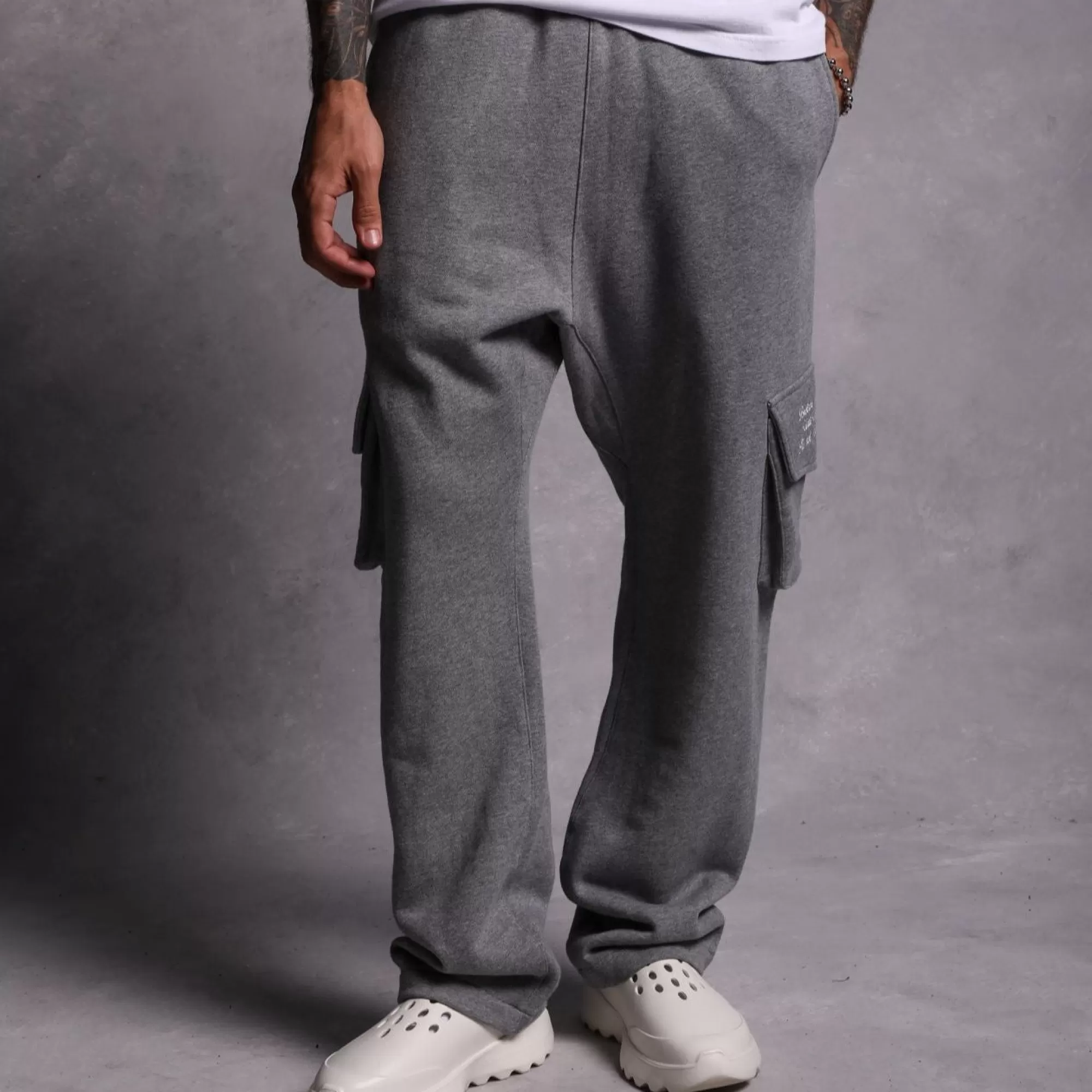 Discount Cerberus Bigelow Cargo Sweat Pants In Athletic Gray Men Pants
