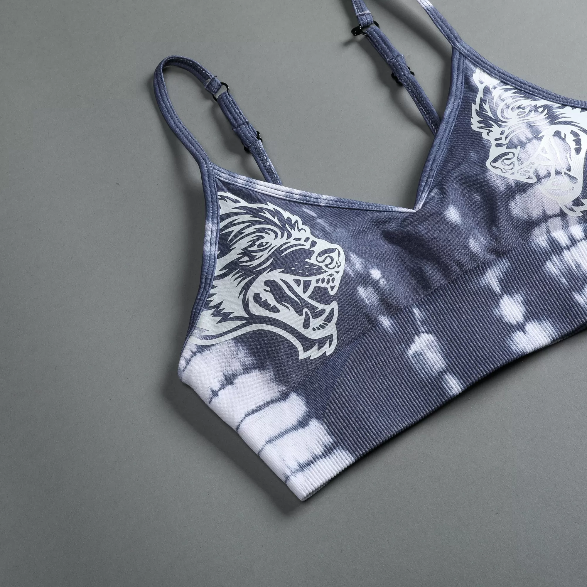 Store Dual "Everson Seamless" Sports Bra In Norse Blue Serpent Women Seamless