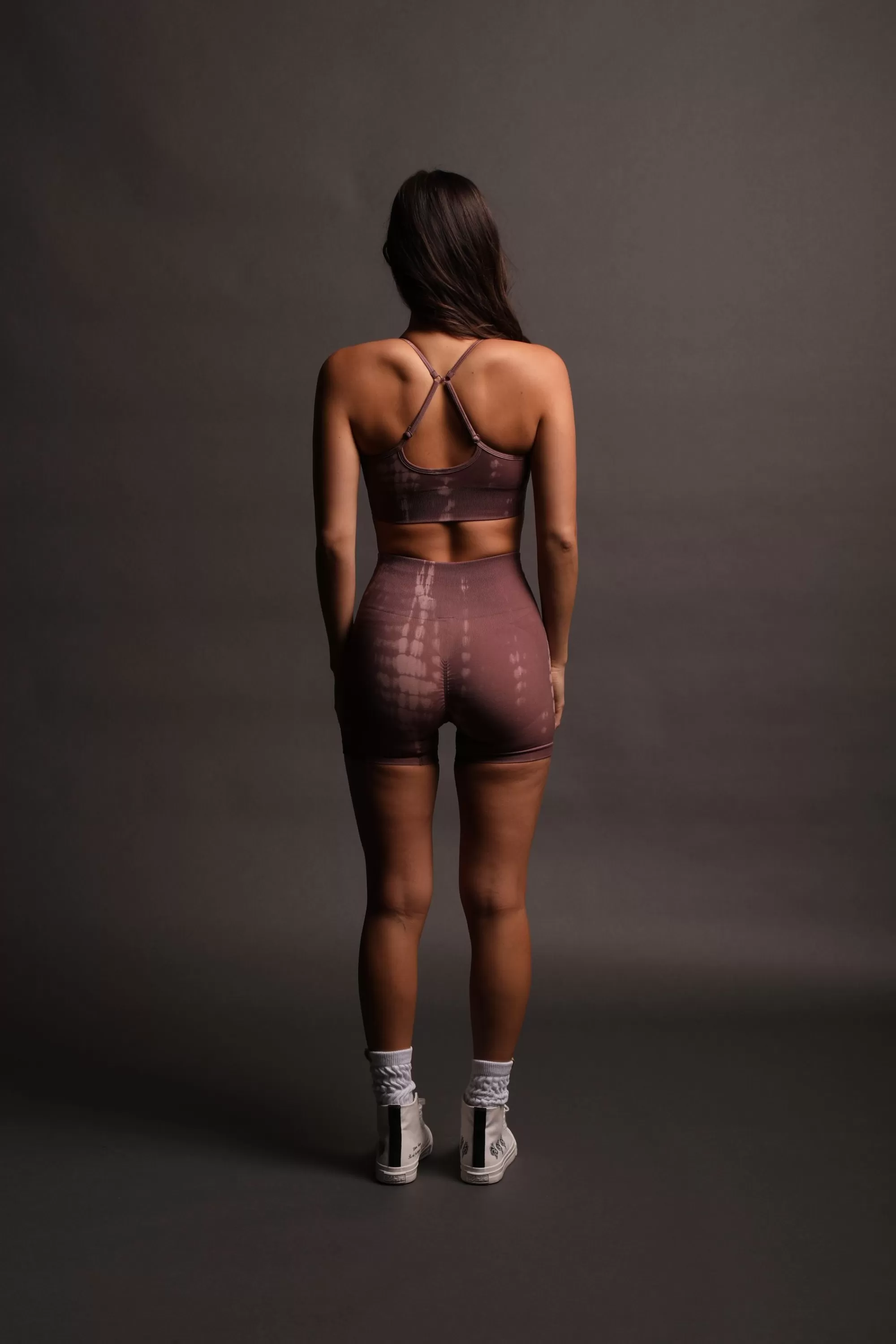 Shop Dual "Everson Seamless" Sports Bra In Tonal Mauve Serpent Women Tops