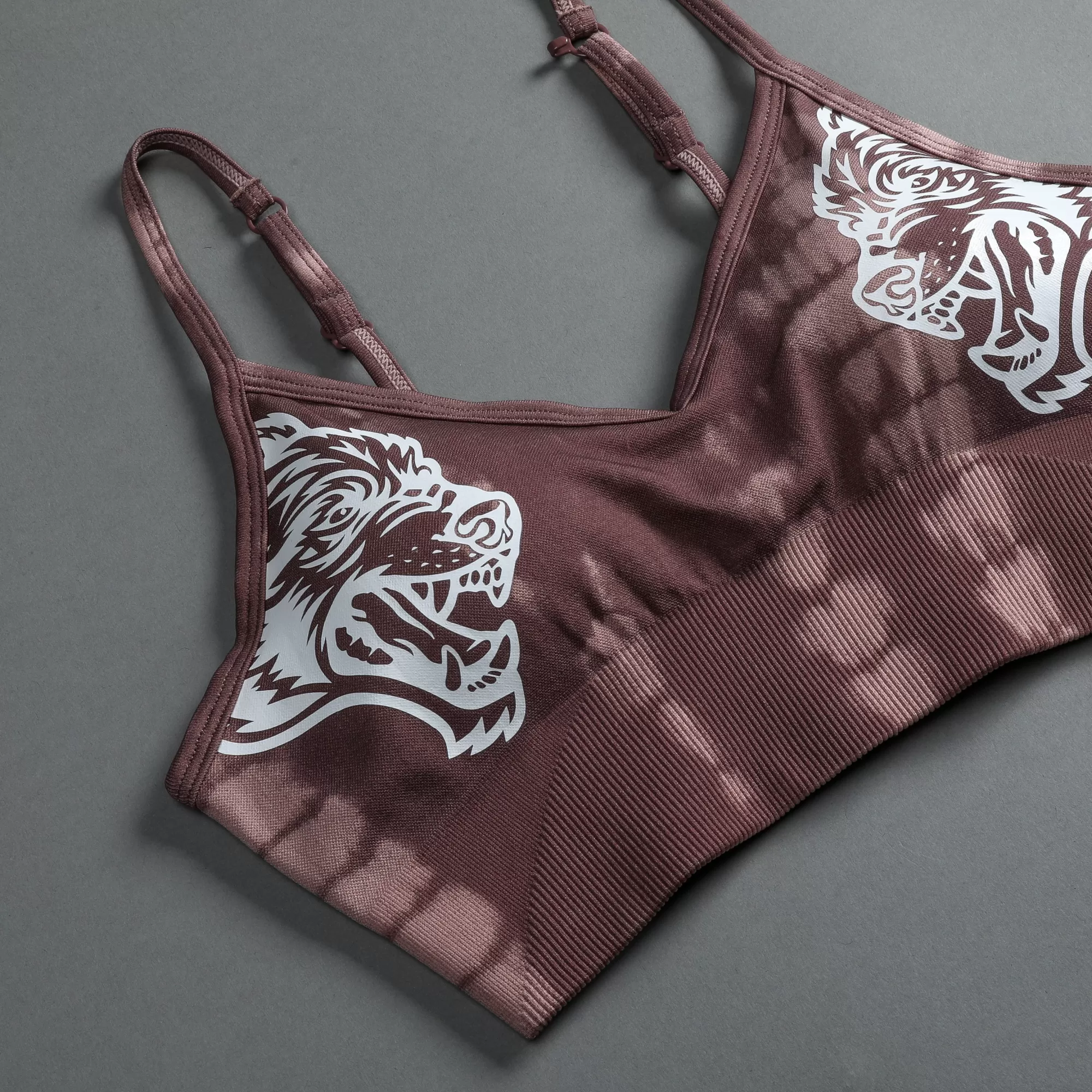 Shop Dual "Everson Seamless" Sports Bra In Tonal Mauve Serpent Women Tops