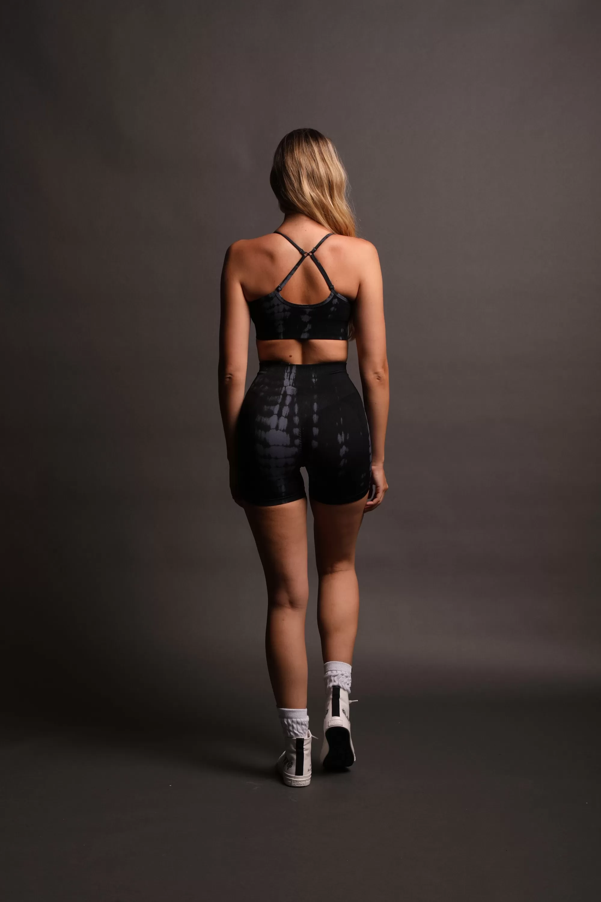 Hot Dual "Everson Seamless" Sports Bra In Tonal Midnight Blue Serpent Women Tops