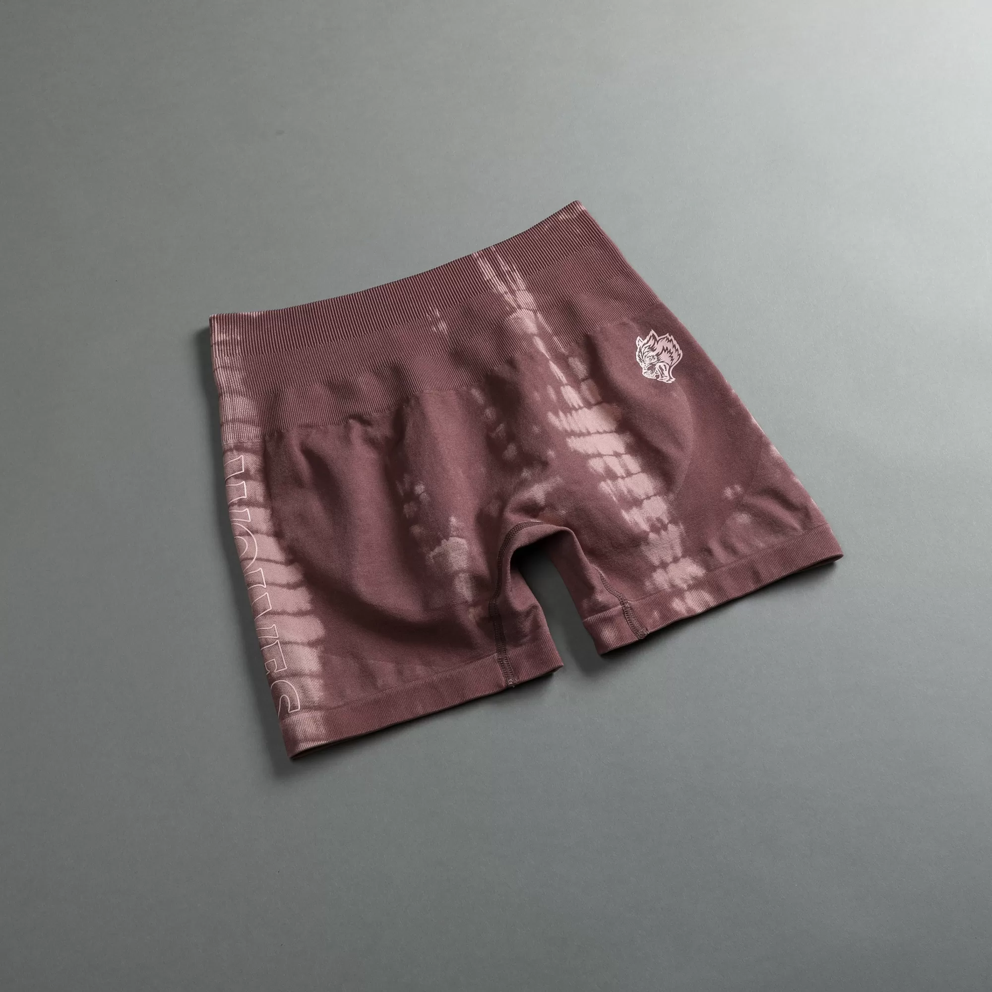 Store Fuel Everson Seamless "Sierra" Shorts In Tonal Mauve Serpent Women Seamless