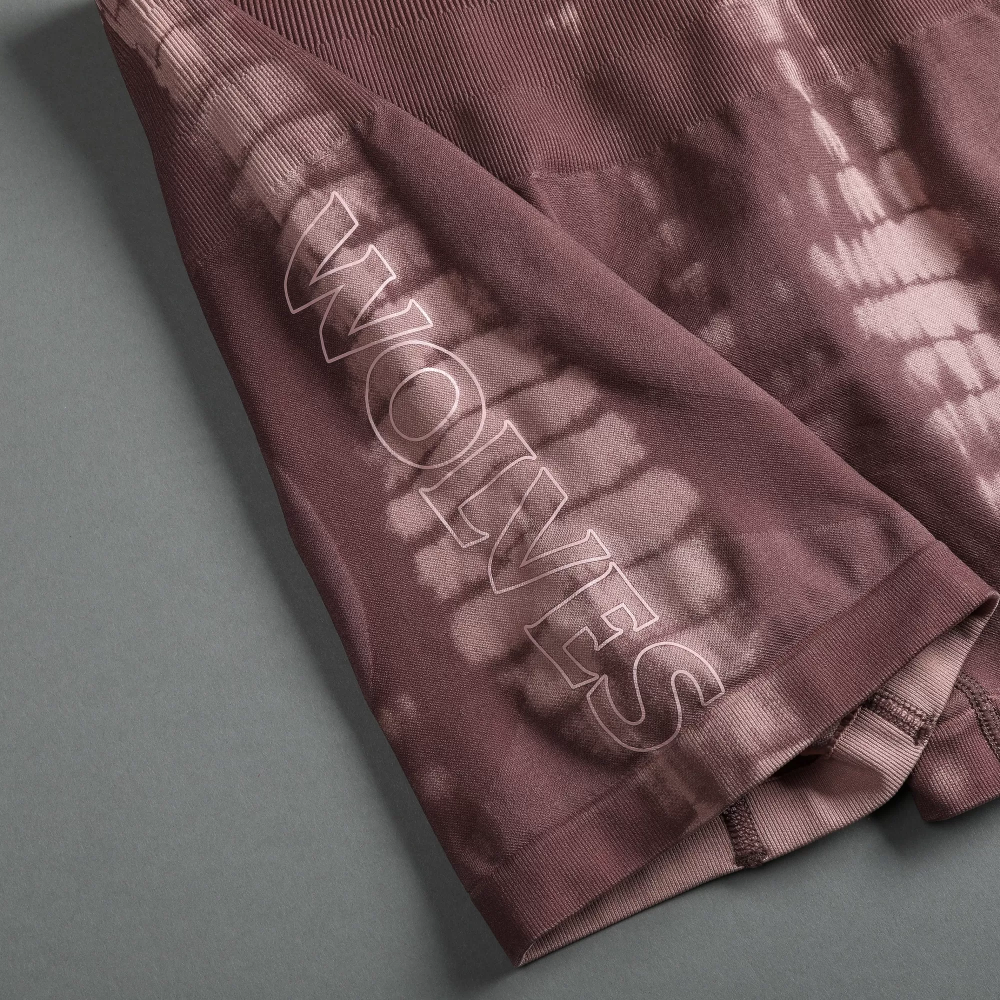 Store Fuel Everson Seamless "Sierra" Shorts In Tonal Mauve Serpent Women Seamless