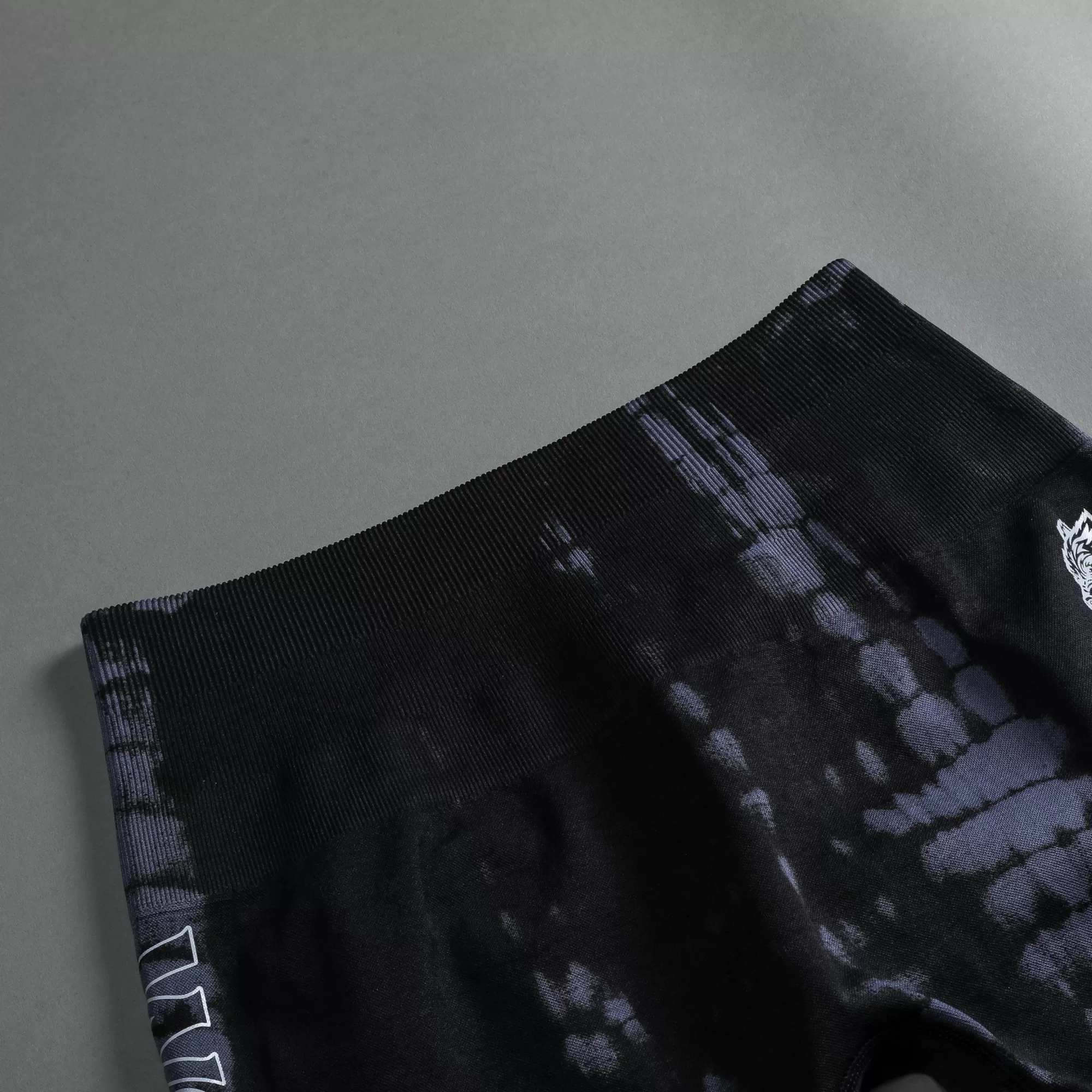 Cheap Fuel Everson Seamless "Sierra" Shorts In Tonal Midnight Blue Serpent Women Bottoms