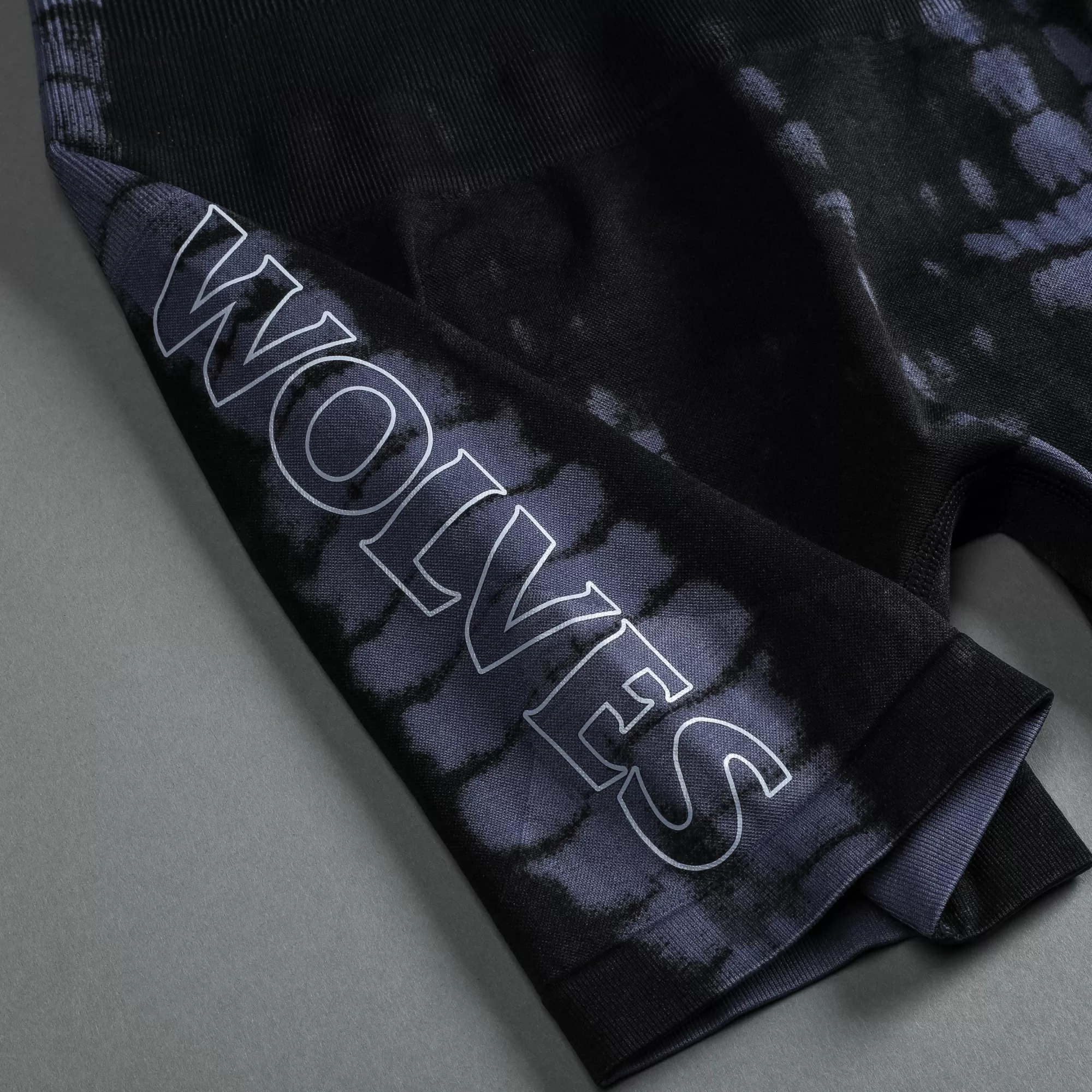 Cheap Fuel Everson Seamless "Sierra" Shorts In Tonal Midnight Blue Serpent Women Bottoms