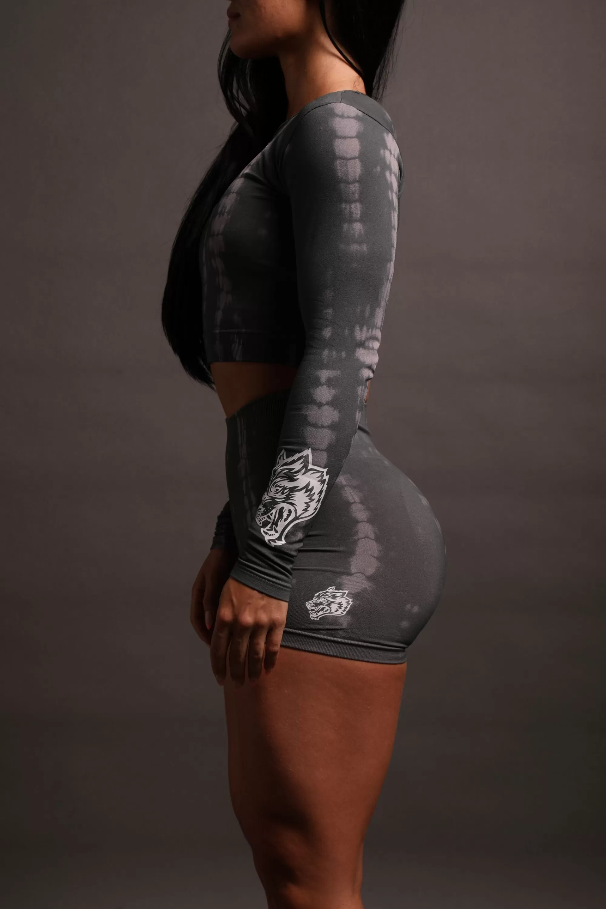 Discount Hardcore L/S "Everson Seamless" Top In Pearl Gray Serpent Women Seamless