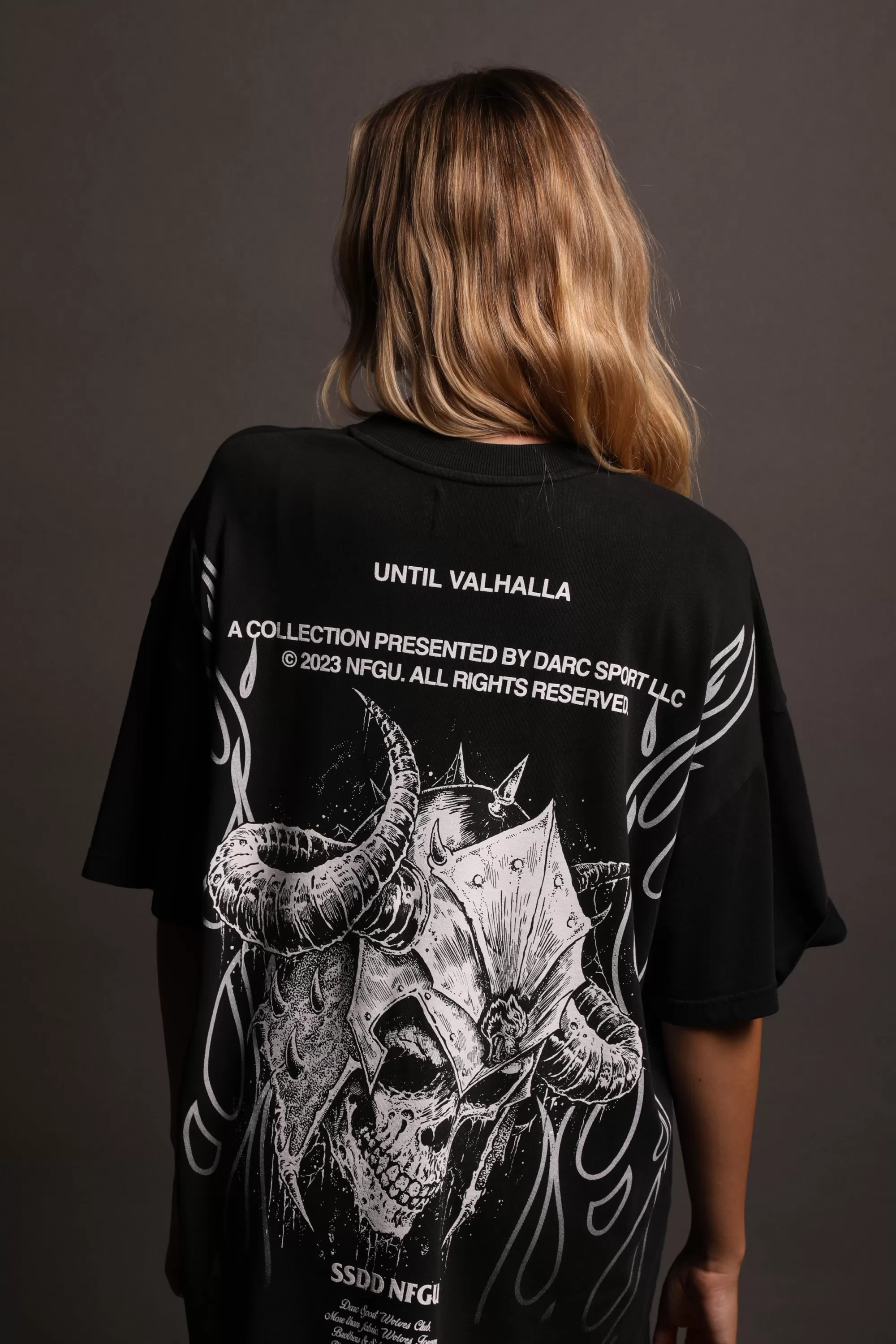 Cheap House Of Wolves V2 "Premium" Oversized Unisex Tee In Black Men Premium/Oversized Tees