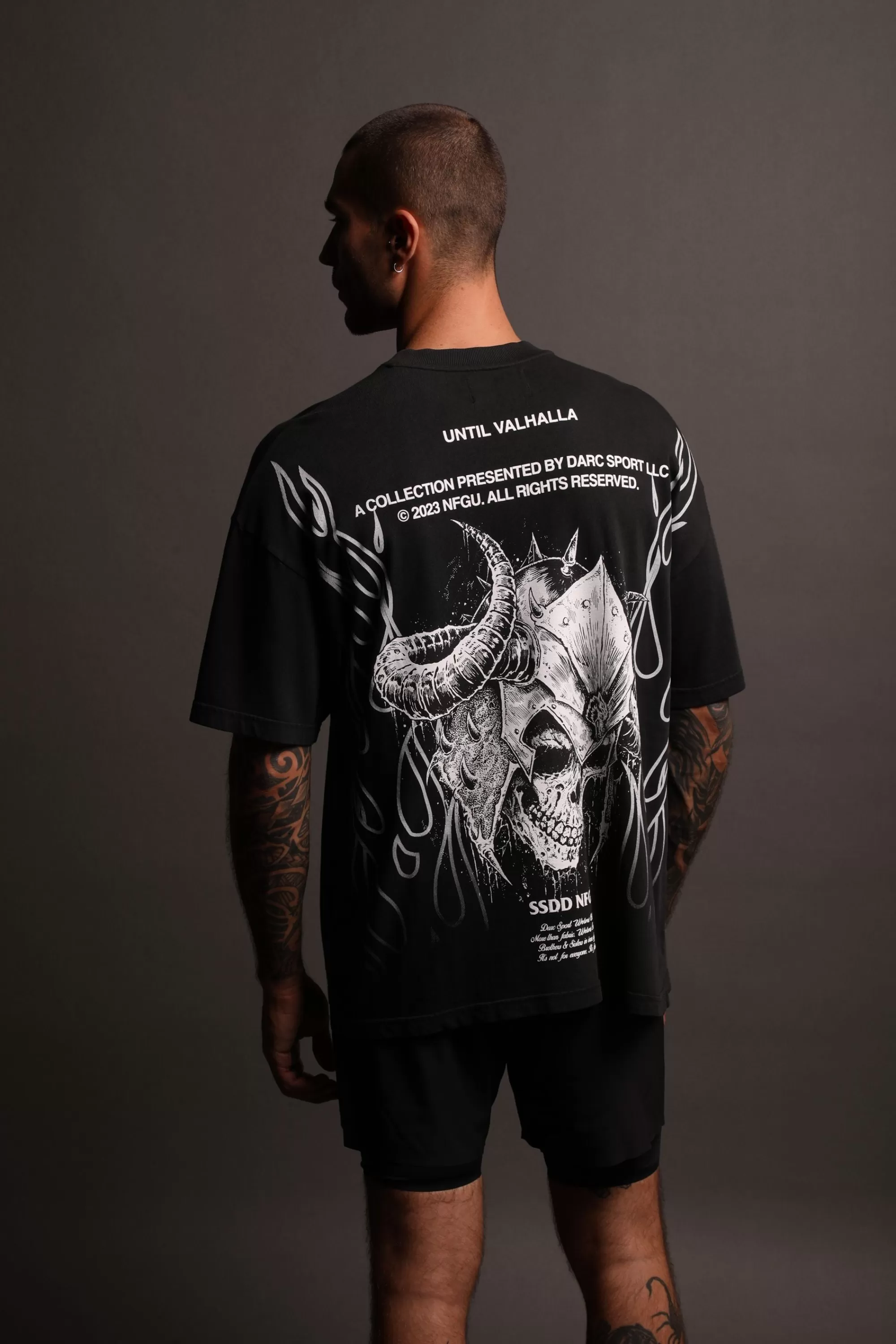 Cheap House Of Wolves V2 "Premium" Oversized Unisex Tee In Black Men Premium/Oversized Tees