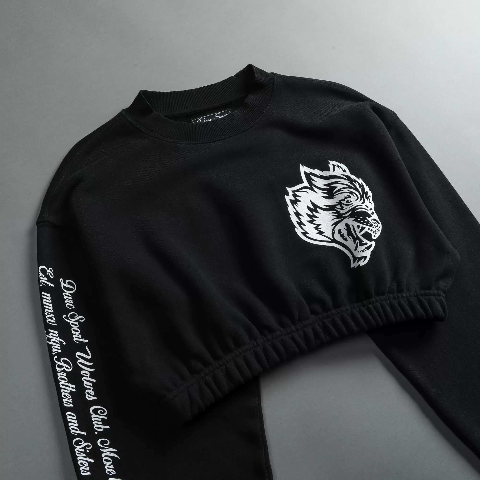 Best Sale In Our Heart "Vintage Gwen" (Cropped) Crewneck In Black Women Tops