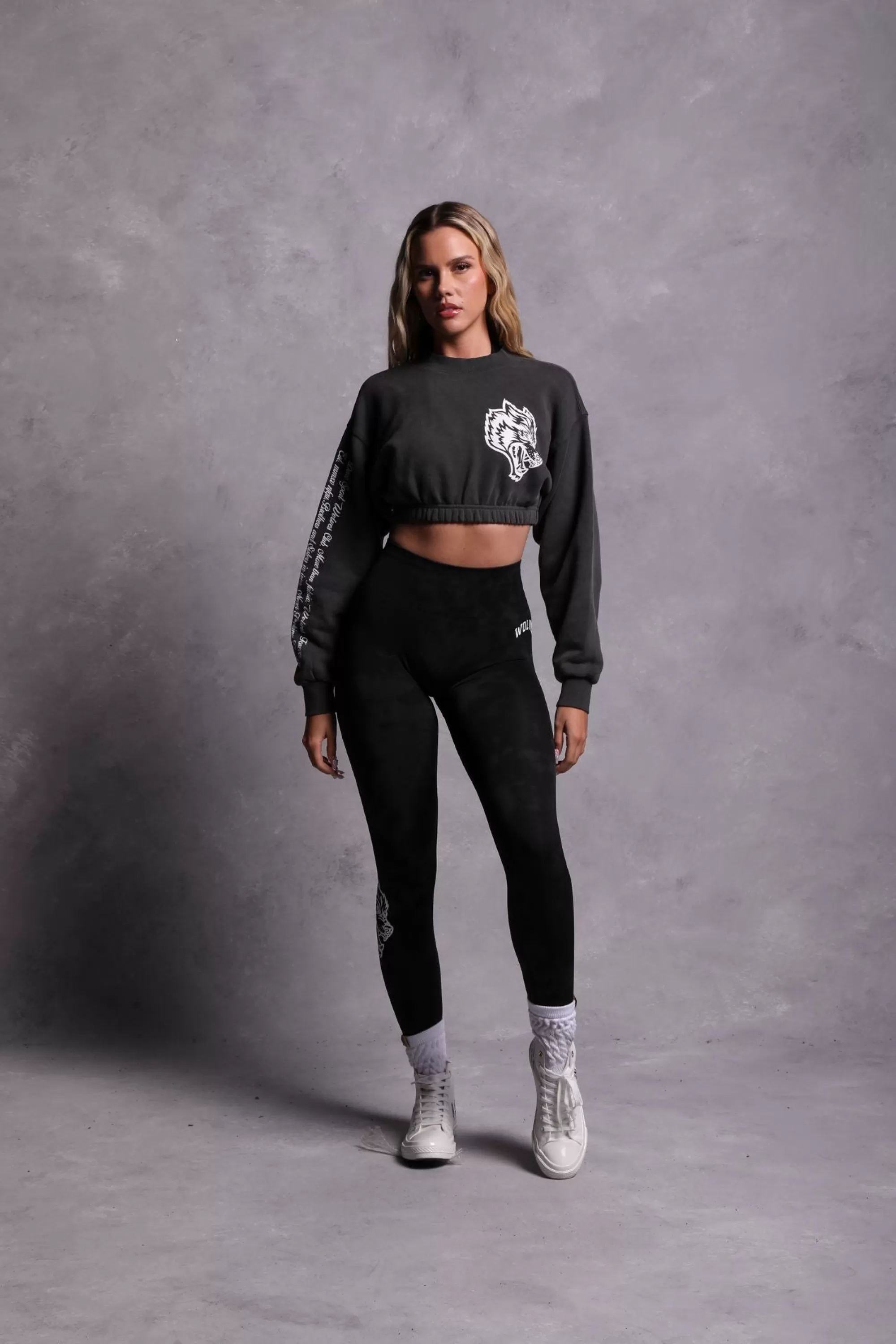 Best Sale In Our Heart "Vintage Gwen" (Cropped) Crewneck In Wolf Gray Women Tops