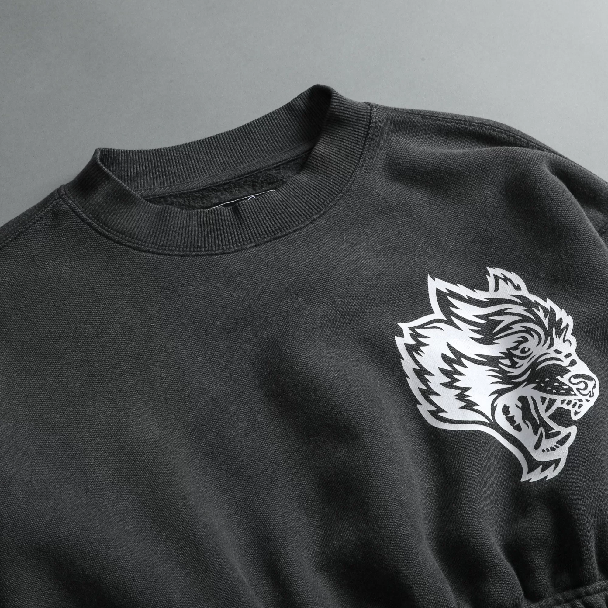 Best Sale In Our Heart "Vintage Gwen" (Cropped) Crewneck In Wolf Gray Women Tops