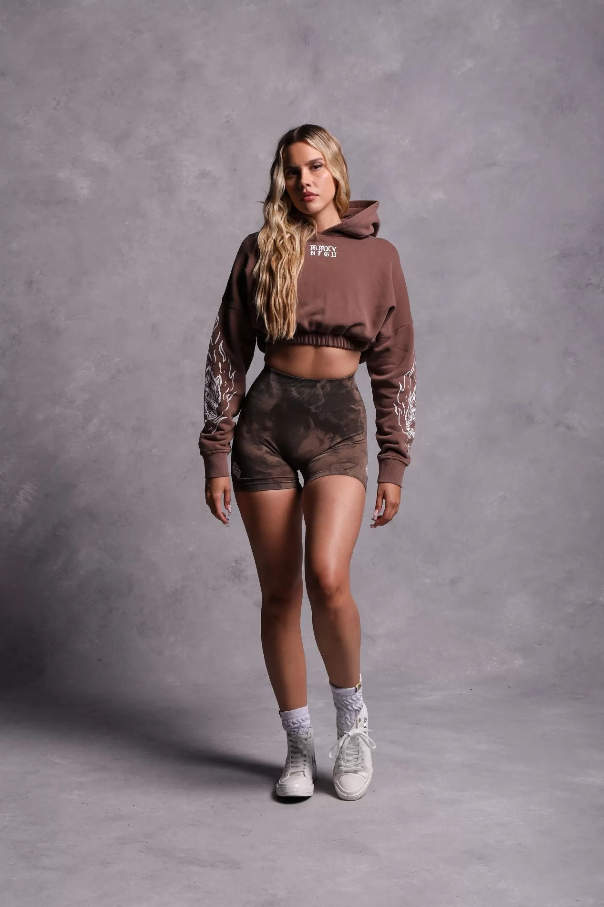 Store In The Fire "Vintage Mccauley" (Cropped) Hoodie In Norse Brown Women Tops