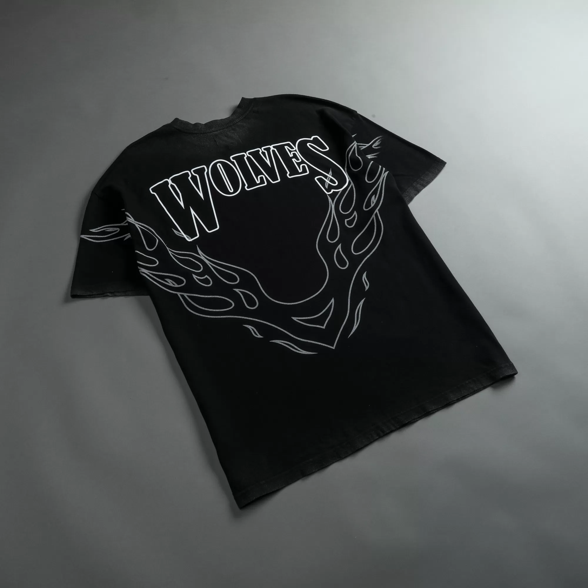 Best Moth To A Flame "Premium Vintage" Oversized Unisex Tee In Black/White Women Tops
