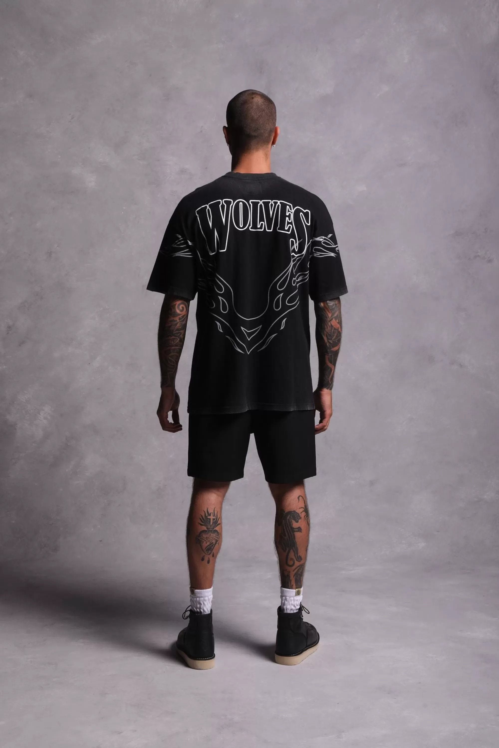 Best Moth To A Flame "Premium Vintage" Oversized Unisex Tee In Black/White Women Tops
