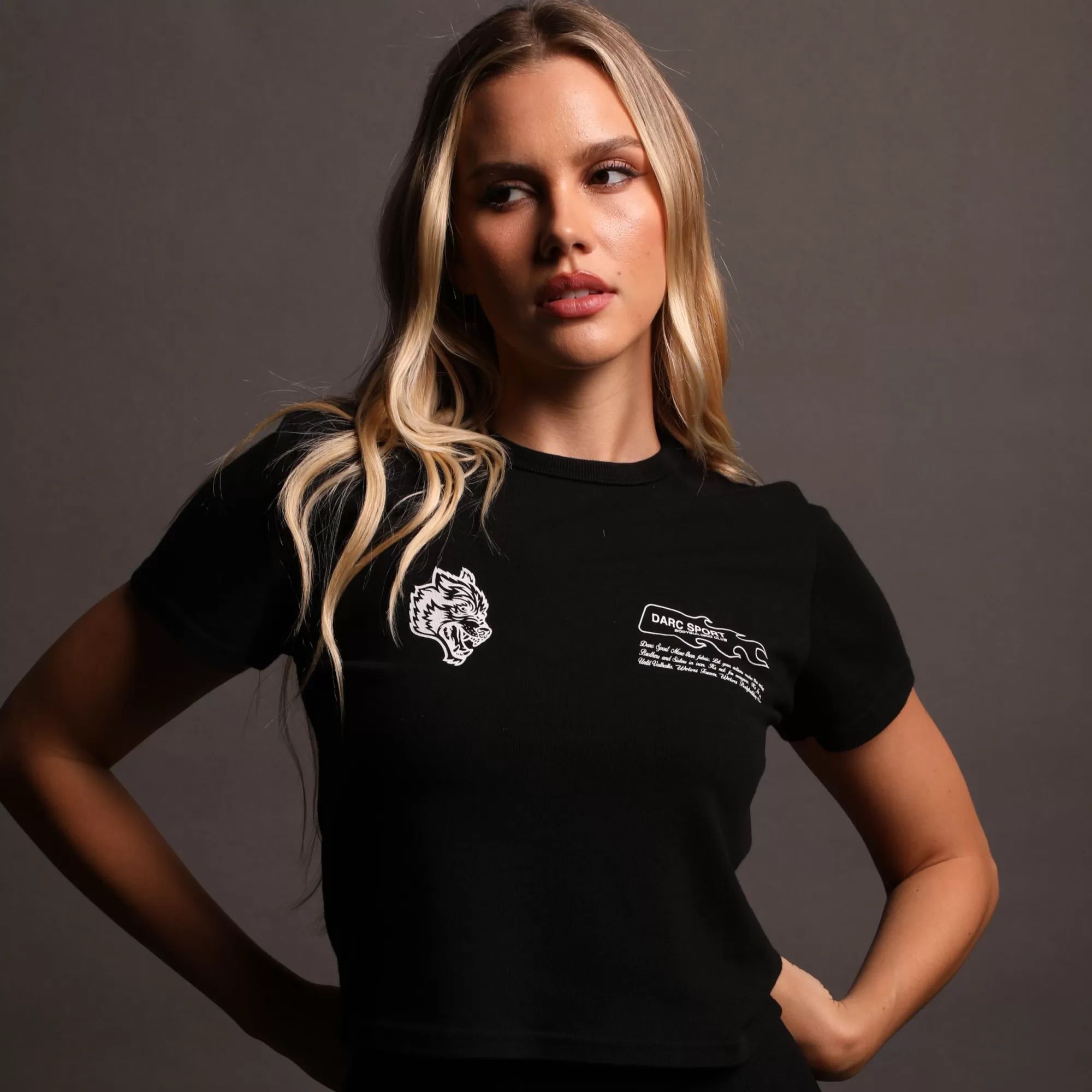 Best Sale Move Fast "Timeless" Tee In Black Women Tops