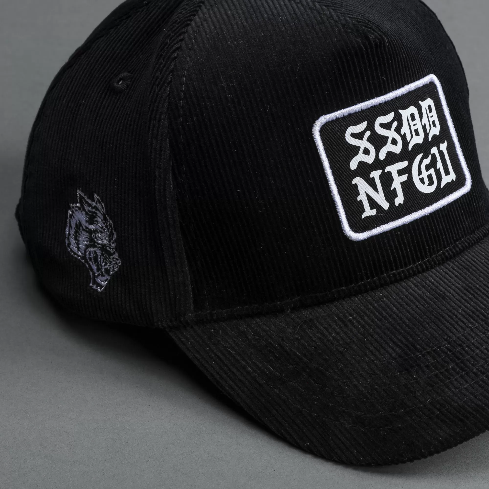 Hot Ssdd Corduroy 5 Panel Hat In Black Headwear