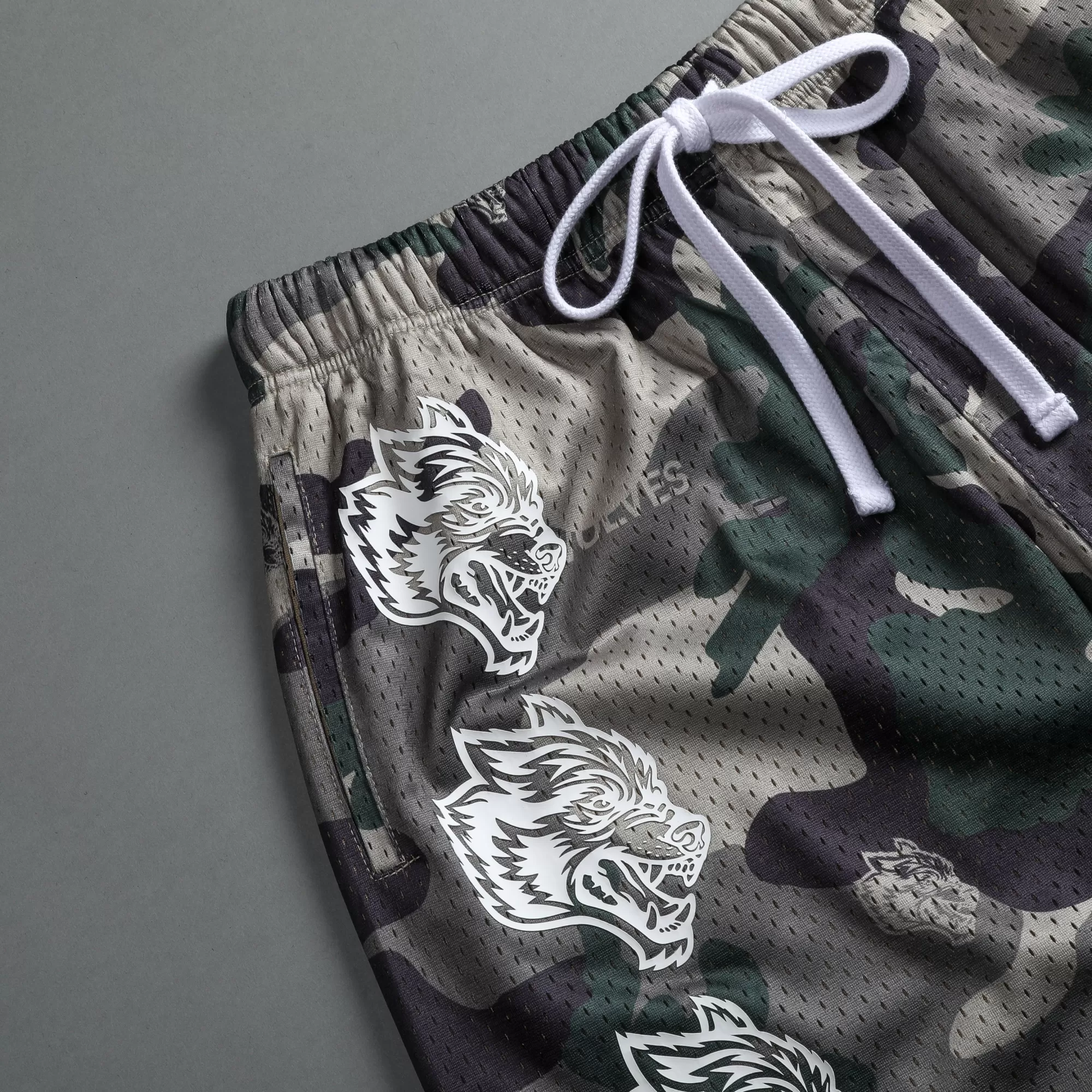 Online Try Us 5" Mesh Shorts In Vintage Woodland Camo Men Shorts