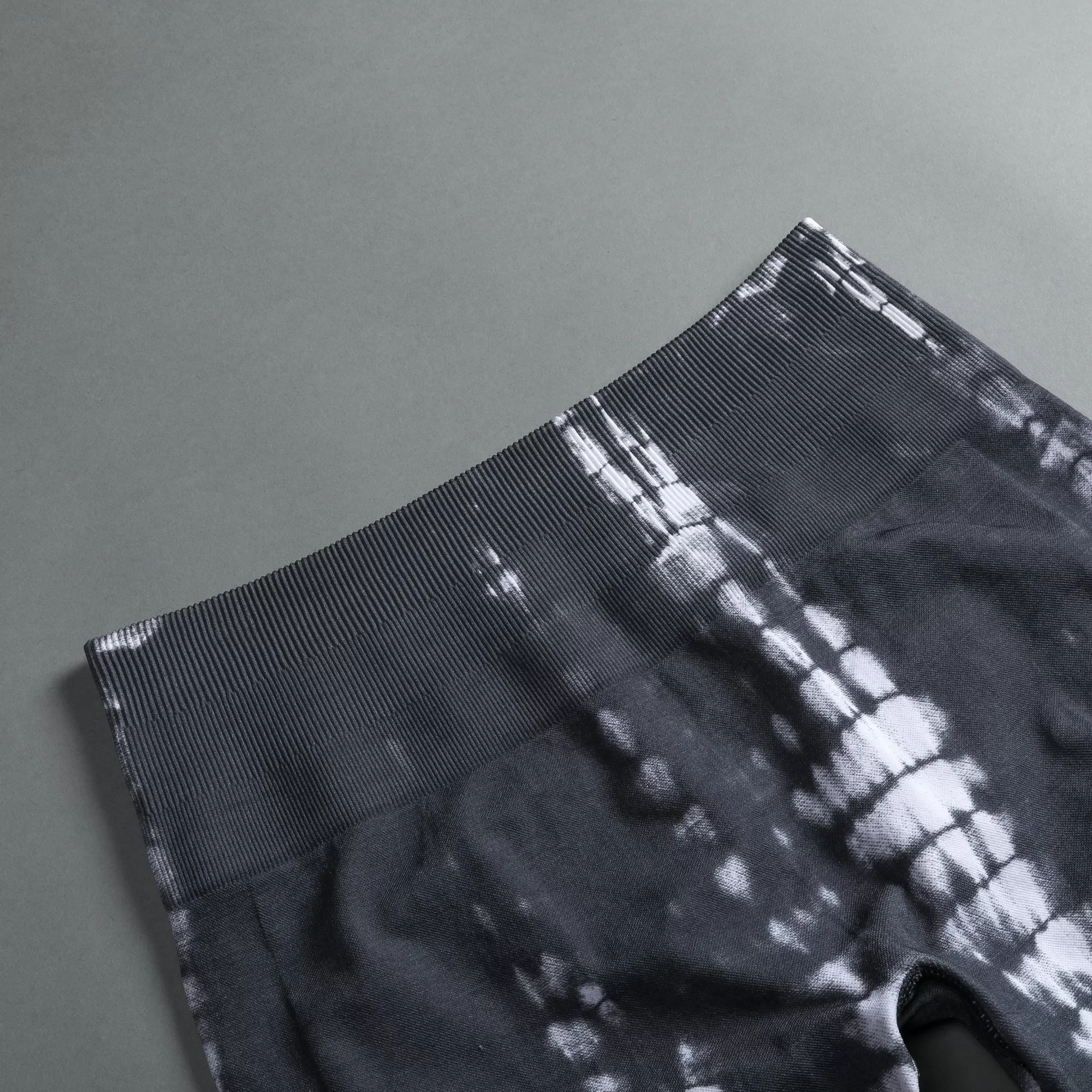 Hot Wolves Forever Seamless Everson "Training" Shorts In Wolf Gray Serpent Women Bottoms