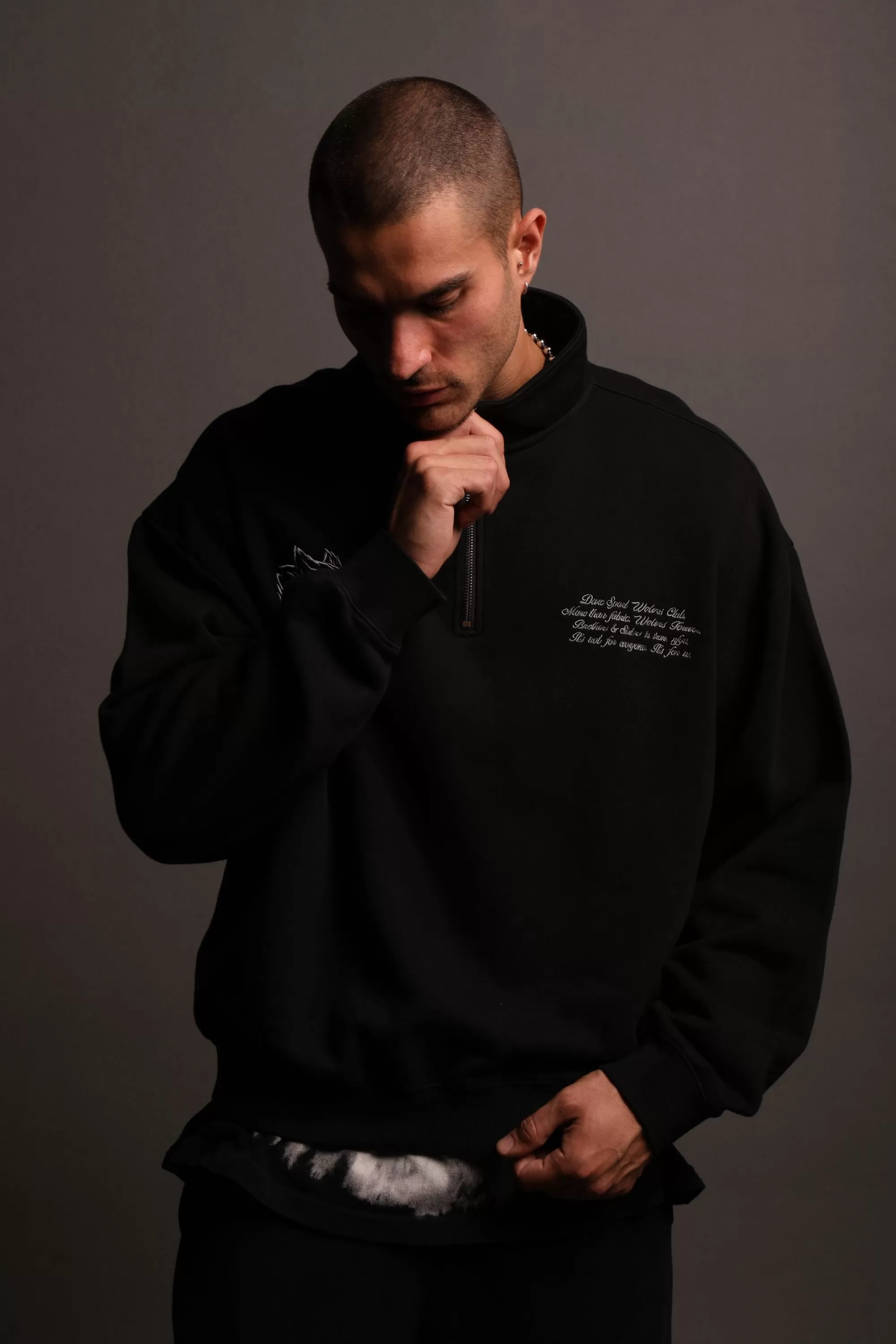 Cheap Word Is Bond Duke 1/4 Zip Mockneck In Black Men Crewnecks