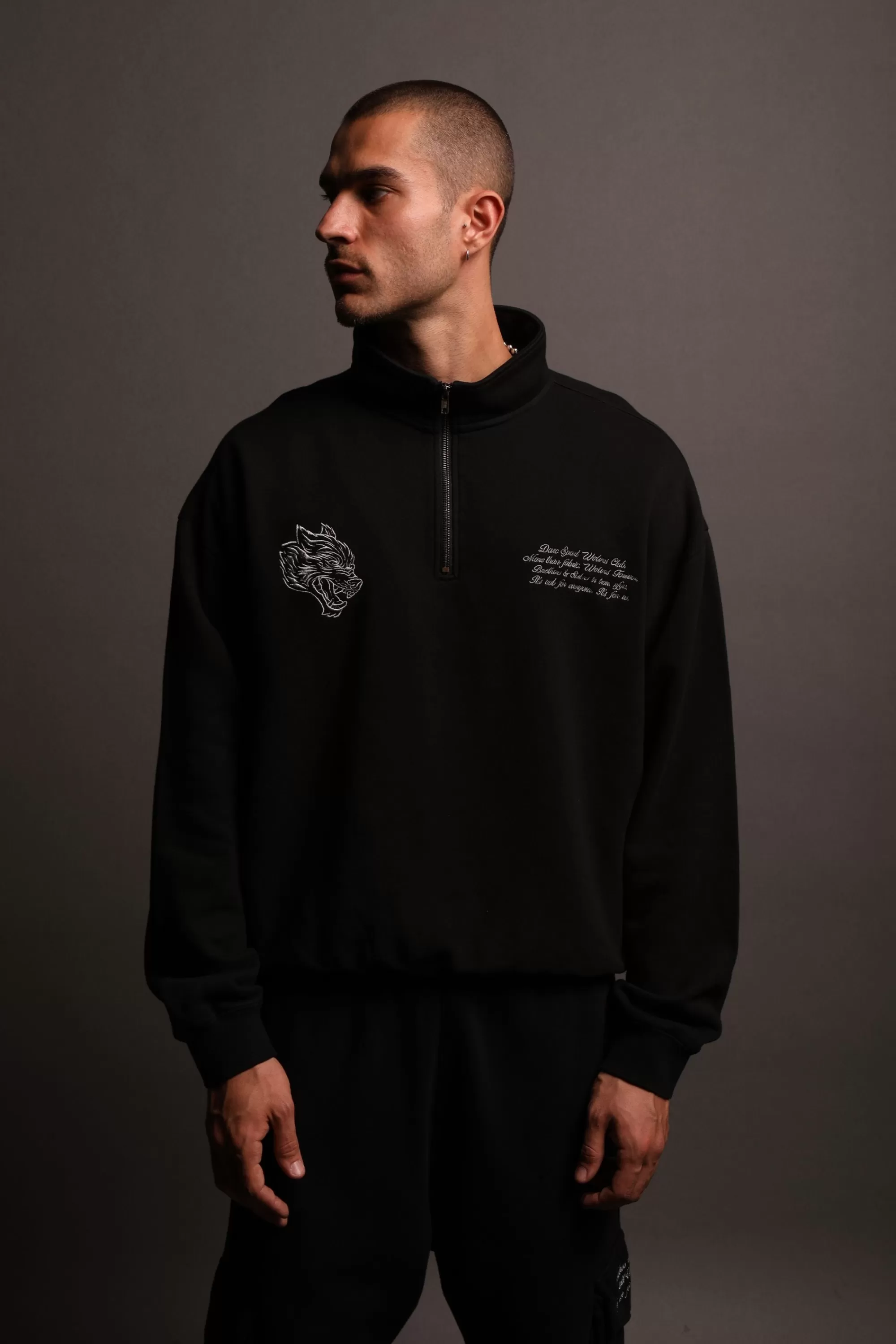 Cheap Word Is Bond Duke 1/4 Zip Mockneck In Black Men Crewnecks